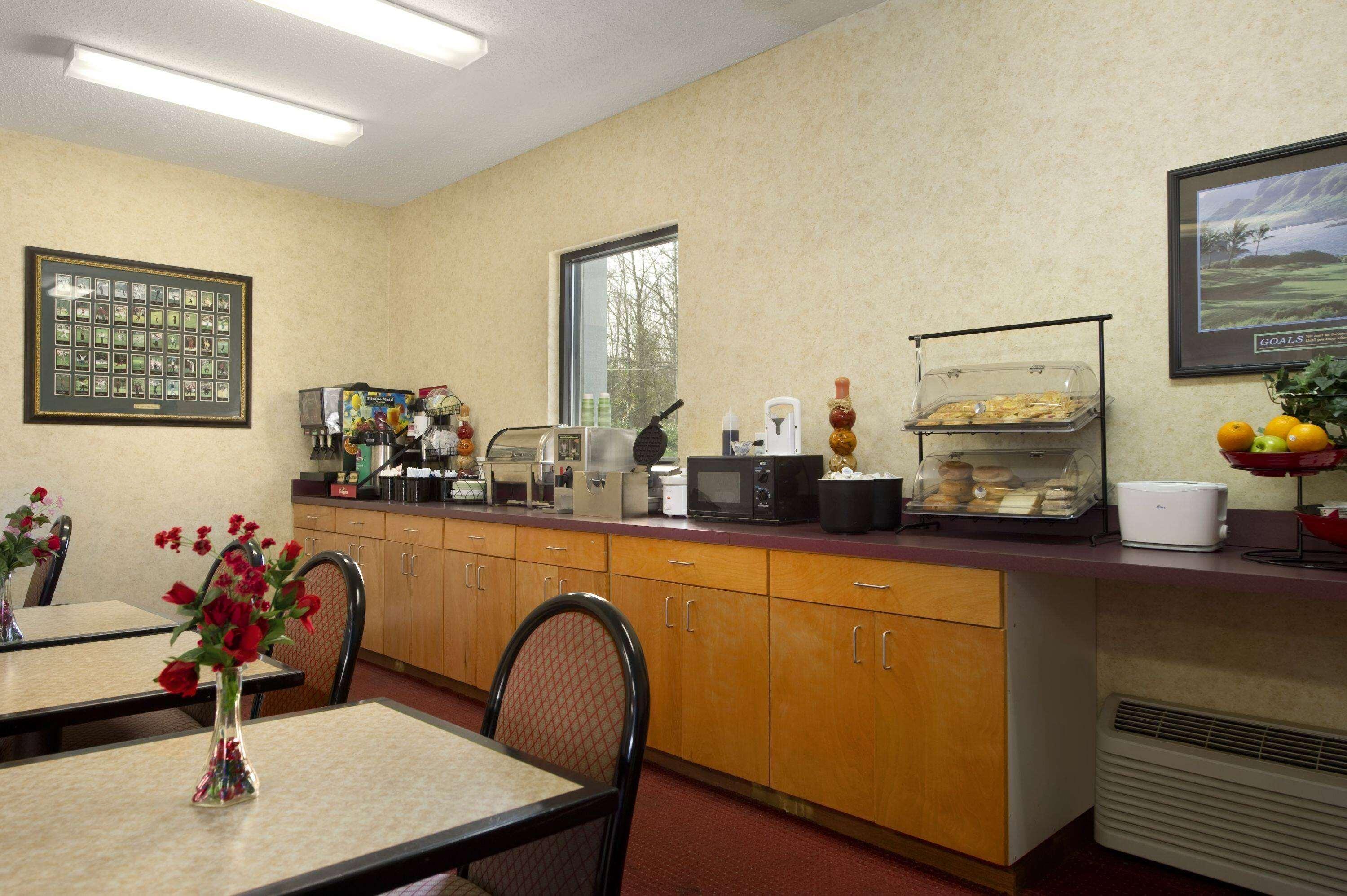 Days Inn By Wyndham Augusta Near Fort Gordon מראה חיצוני תמונה