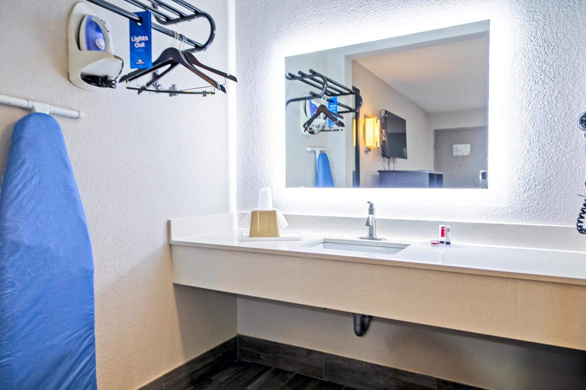 Days Inn By Wyndham Augusta Near Fort Gordon מראה חיצוני תמונה