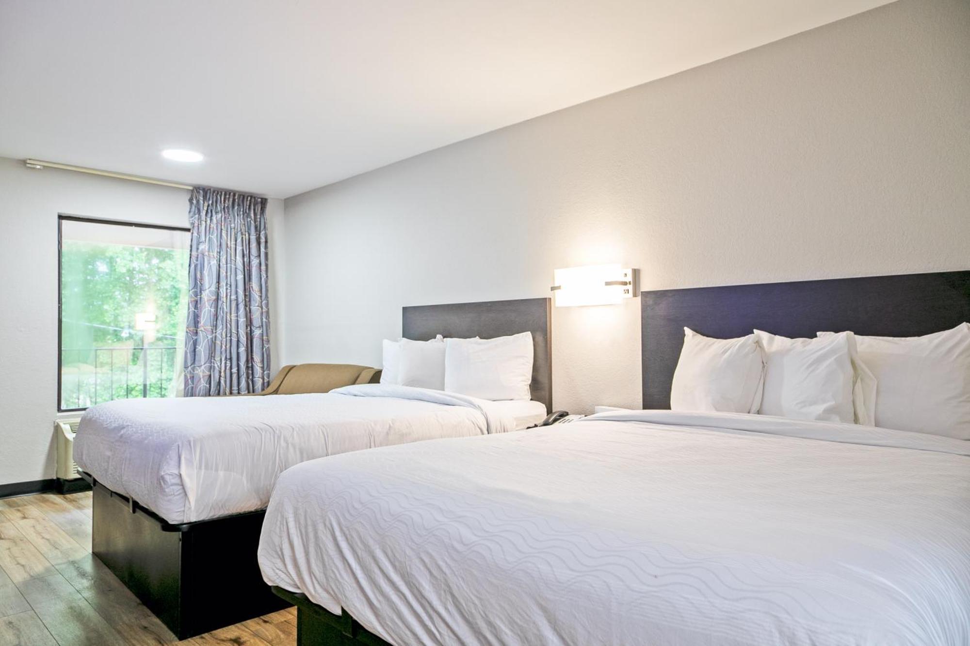 Days Inn By Wyndham Augusta Near Fort Gordon מראה חיצוני תמונה
