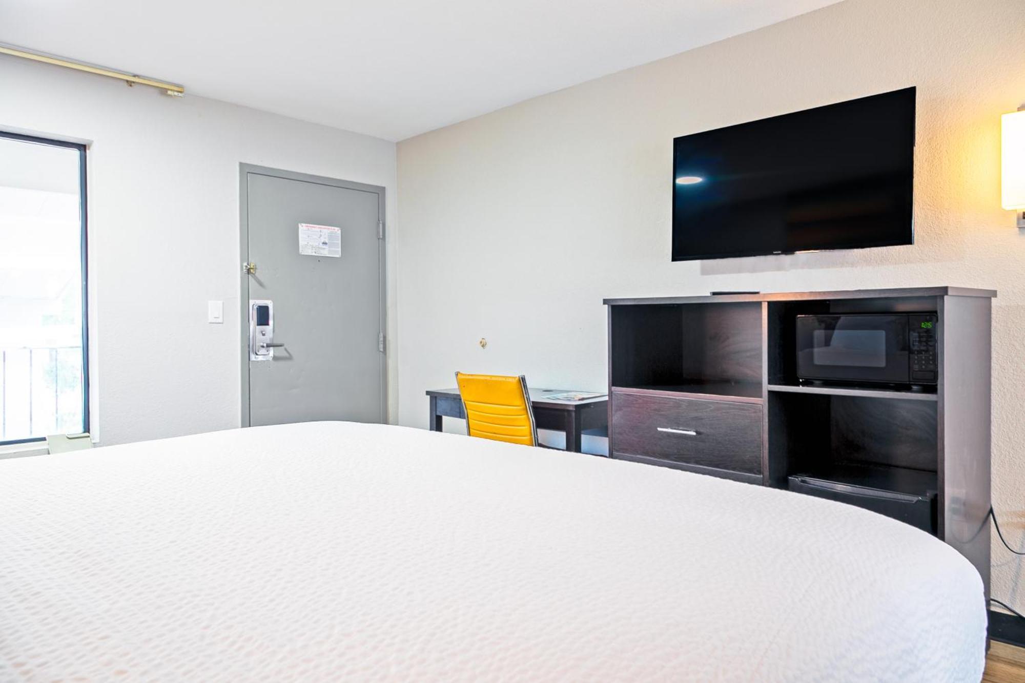Days Inn By Wyndham Augusta Near Fort Gordon מראה חיצוני תמונה