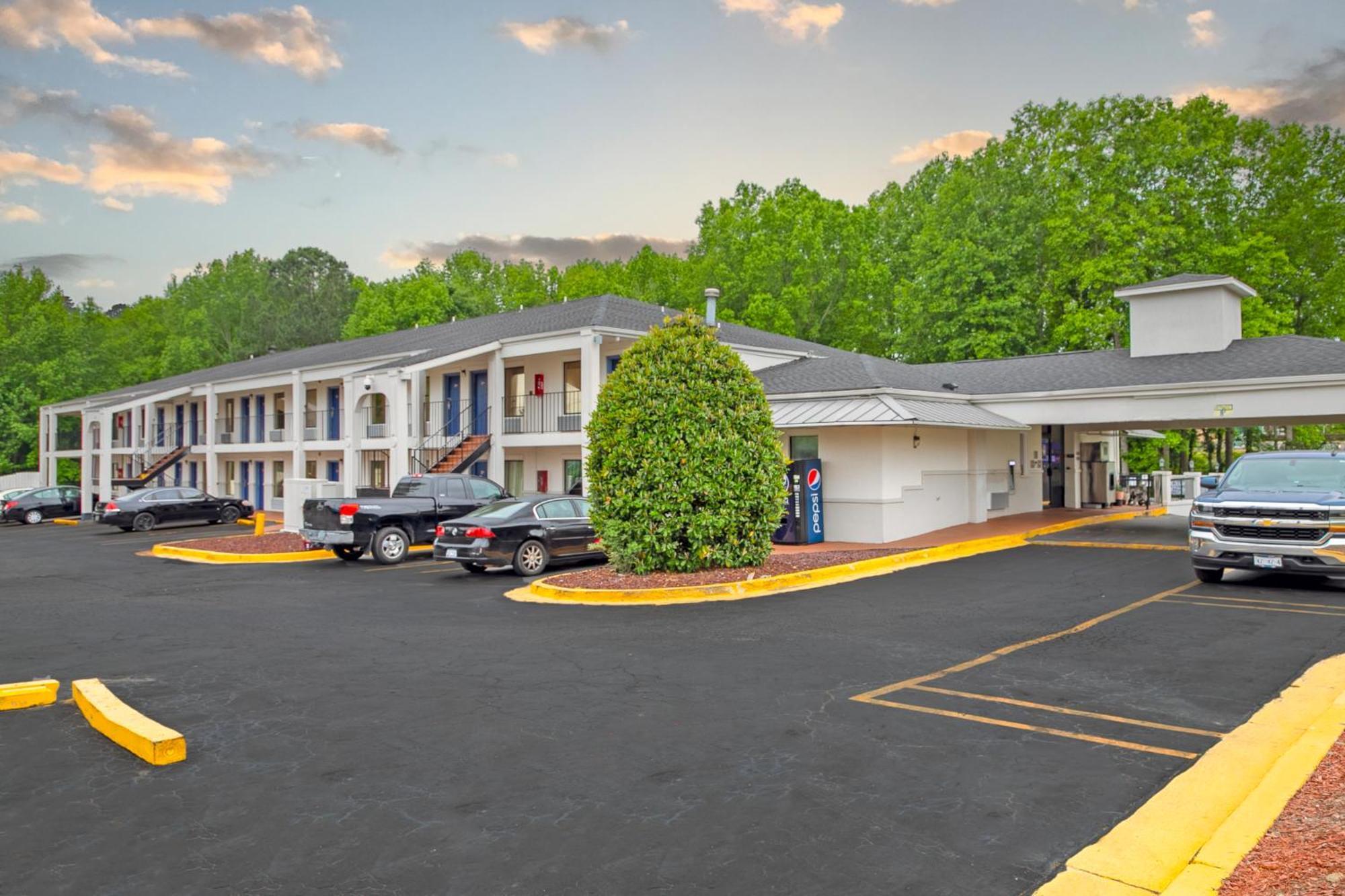 Days Inn By Wyndham Augusta Near Fort Gordon מראה חיצוני תמונה
